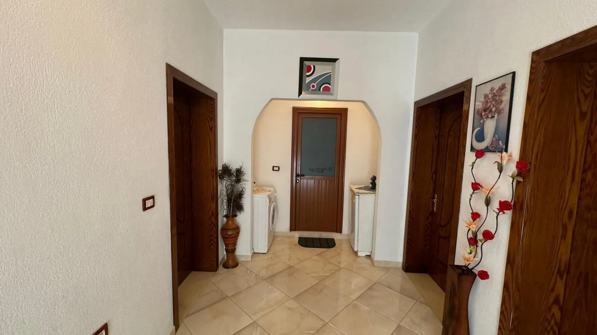 Guest House Pogradec 1